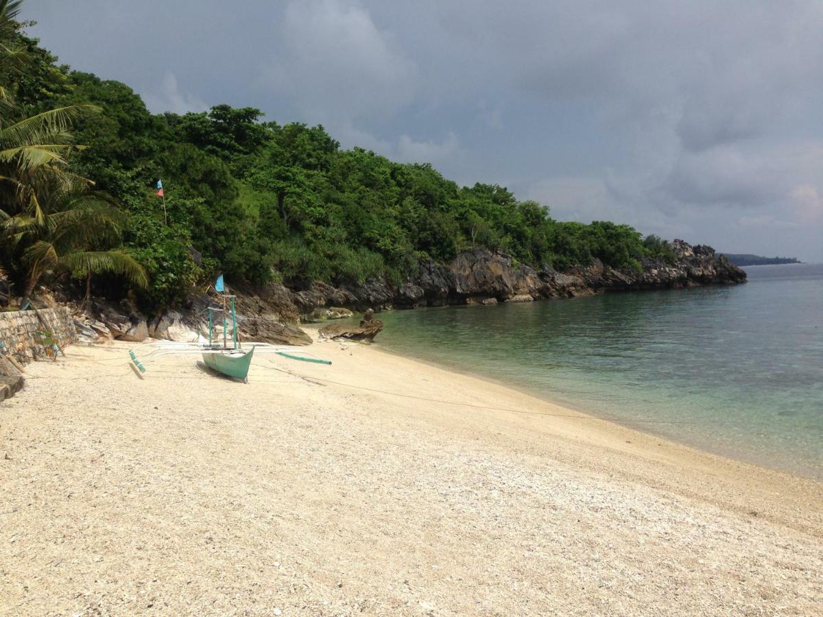 Tinaoog Beach Resort Alad Екстер'єр фото